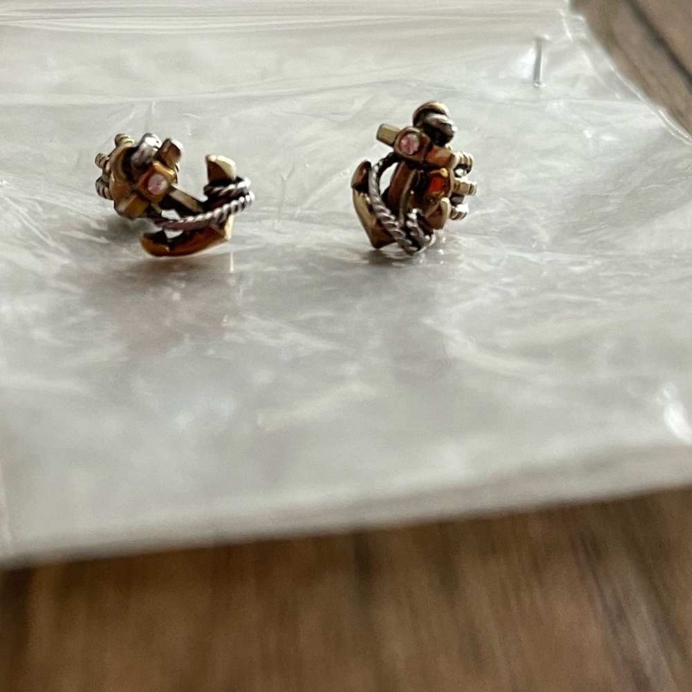 Juicy couture anchor stud earrings - Picture 2 of 2